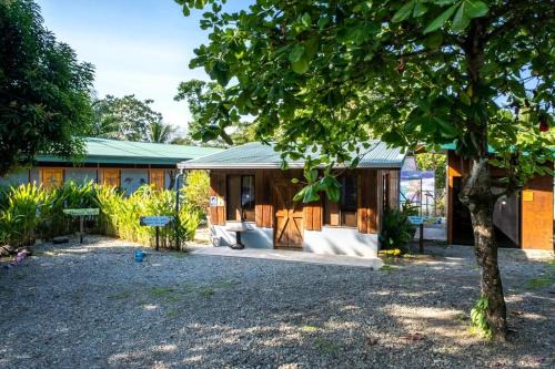 Uvita House | Karandi Hostel