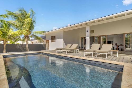 Belnem Villa | Kas Kaprikornio with Lovely Cooling Private Pool