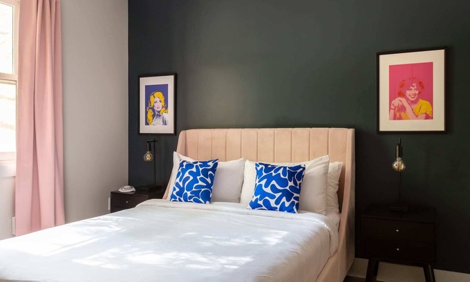 Dilworth Apartment | Kasa | Take a walk amongst the trees in Dilworth | Charlotte