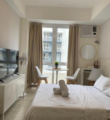 Ugong Apartment | Kasara Pasig Staycation