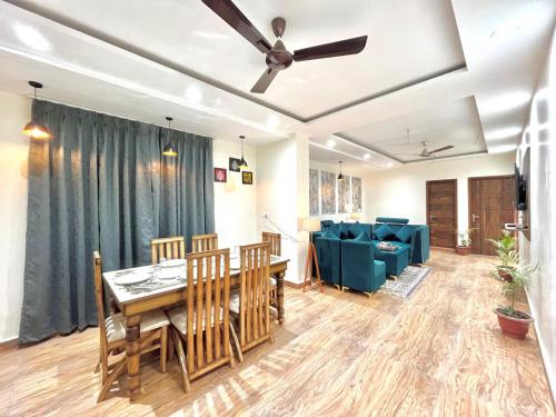 Kumarhatti Apartment | Kasauli Vista - A Luxury Resort - Swimming Pool