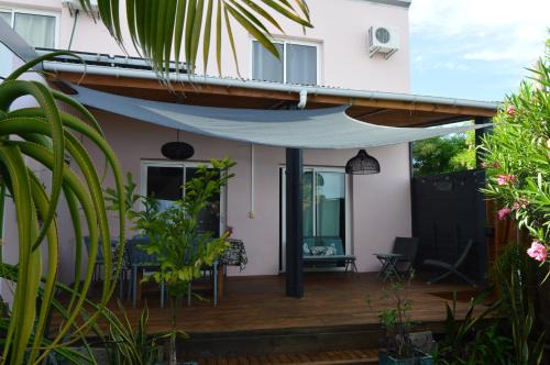 Saint-Leu House | KAZUBUNTU