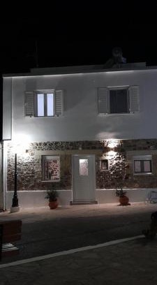 Sitia House | Kellis House