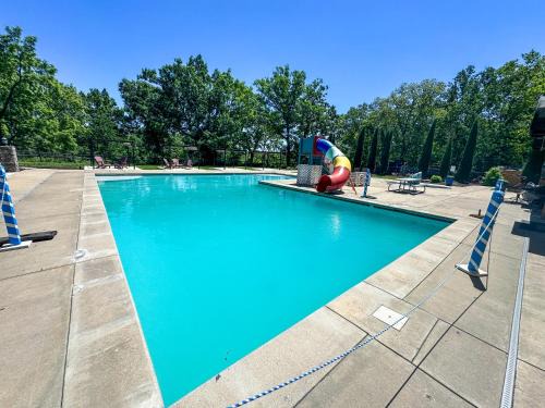 Branson House | Kemper's Duet Cabins