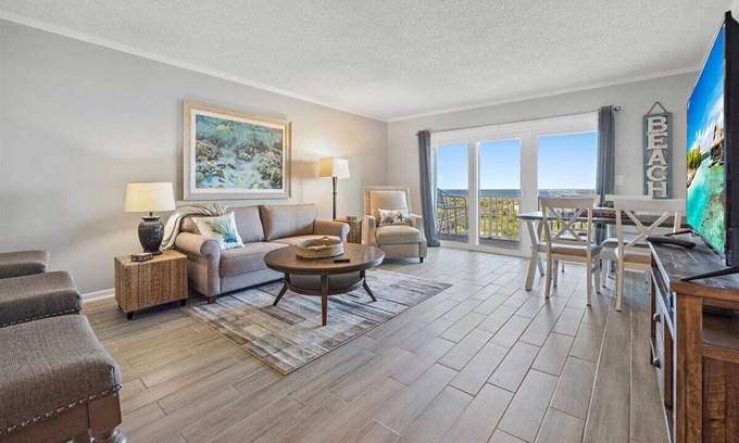 Fernandina Beach Condo | Ketch the Sunrise! Oceanfront Condo w/Pool
