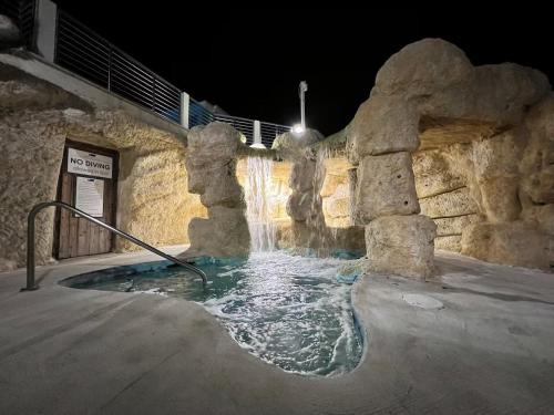 Rock Harbor House | Keys Escape 4 Stories, Rooftop Views & 3 Suites