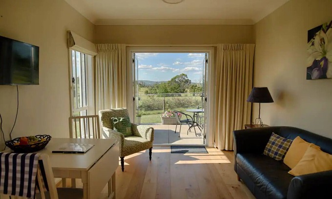 Moss Vale Apartment | Kialla Down