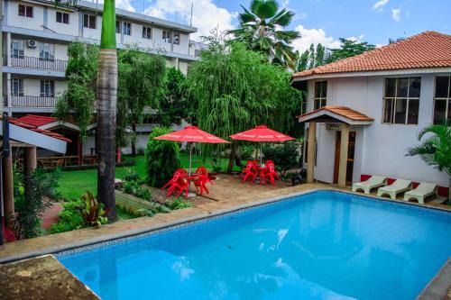 Moshi Hotel | Kilimanjaro Crane Hotels & Safaris