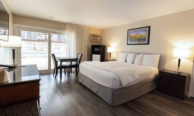Solvang Hotel | King Frederik Inn