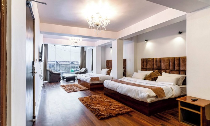 Darjeeling Hotel | King's Bridge Suite & Spa