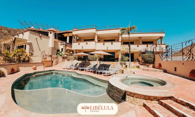 Libertad Apartment | King Studio Escape Pool & Ocean View