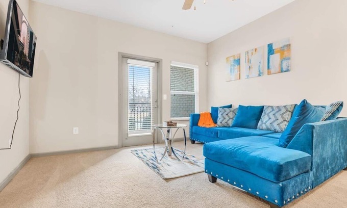 Sweet Auburn Historic District Apartment | King Suite in Heart of ATL
