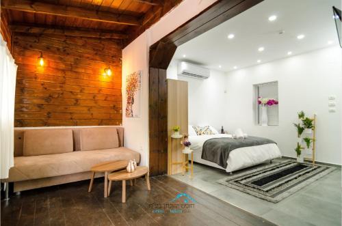 Tiberias Old City Cabin | Kinneret Lodging