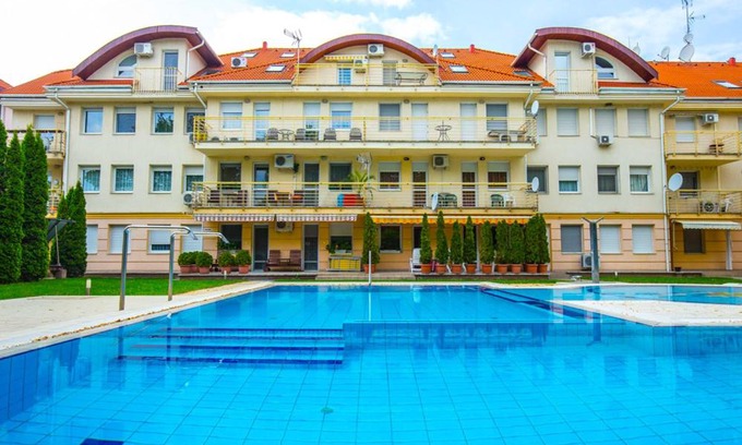 Hajduszoboszlo Apartment | Kis-Gast Panoráma Apartman