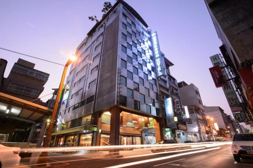 Central District Hotel | Kiwi Express Hotel - Chenggong Rd