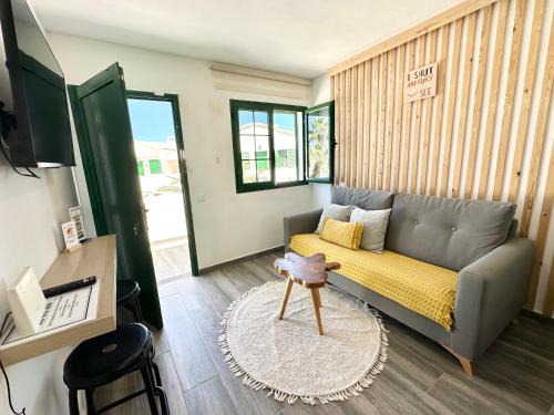 El Cotillo Apartment | Kiwi Smoothie - En la playa, doble terraza, cocina completa, dos camas y Wifi