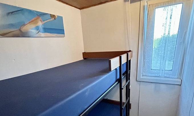Klemskerke Ski Chalet | Knusse Woning bij het Strand en het Centrum van De Haan