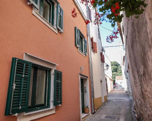 Sveti Filip i Jakov House | Kuća dide Mate