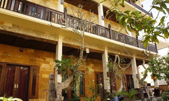 Legian Hotel | Kubu B'dauh Homestay