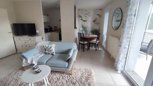 Poussots Apartment | L'AlcÔve