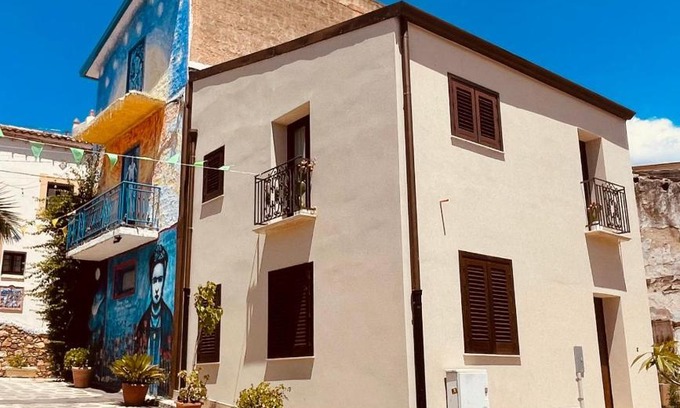 Partinico House | L'angolo in centro