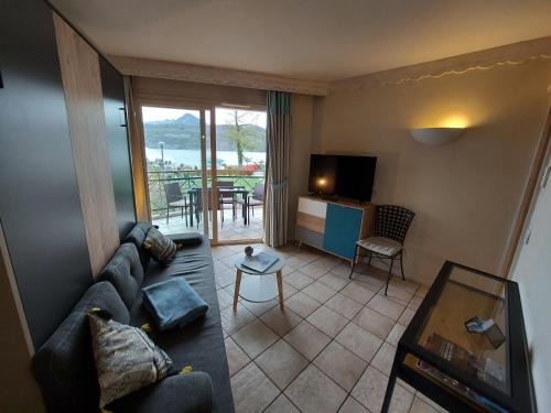Duingt Apartment | L'Appart du Lac, Plage Privée