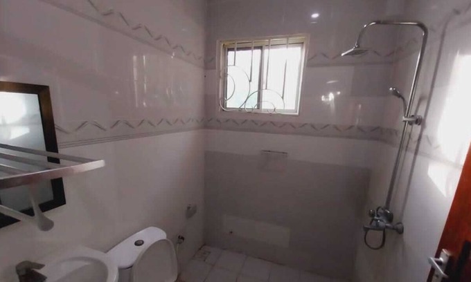 Dar es Salaam Bed & Breakfast | L&J modern backpackers Kigamboni