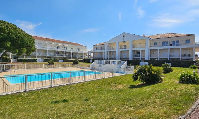 Chateau-d'Olonne House | L'Orchidée, 400m du lac & de la plage de Tanchet, 5 pers
