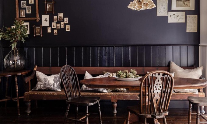 Daylesford House | L'Papillon - stylish & moody 1890's cottage