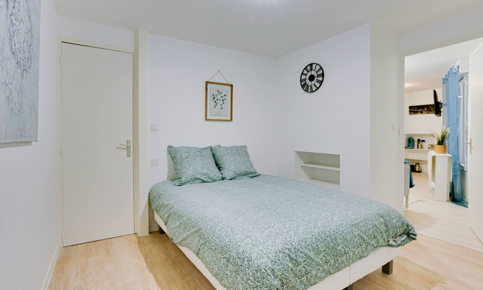 Vitre Apartment | La Bridole - Apt rénové proche Gare