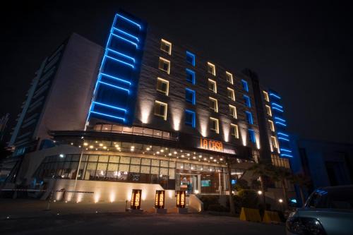 Suwailih Hotel | La Casa Hotel Amman by FHM