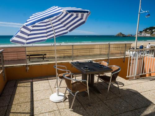 Pleneuf-Val-Andre Apartment | La Digue