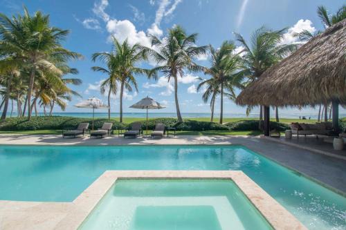 Punta Cana Villa | La Guappa - ocean front luxury villa in exclusive Punta Cana golf and beach resort