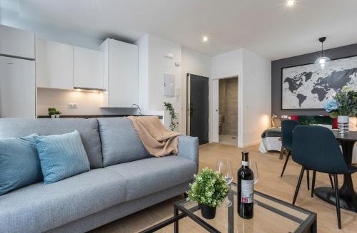Jerez de la Frontera Old Town Apartment | La La Suites Rianal