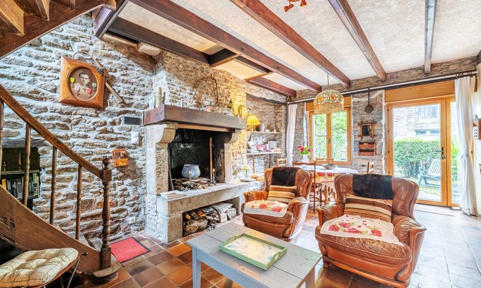 Pleudihen-sur-Rance House | La Maison des Fées - Three Bedroom House, Sleeps 6