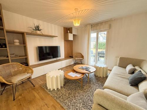 Pleumeur-Bodou House | La maison de landrellec