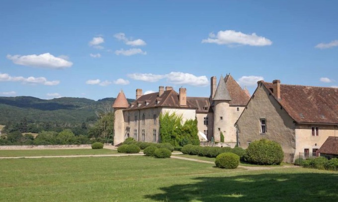 La Tagniere House | La Maison du Chateau by Interhome