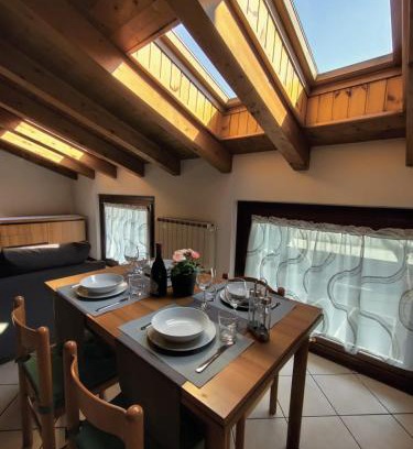 Lovere House | La Mansarda sul Lago