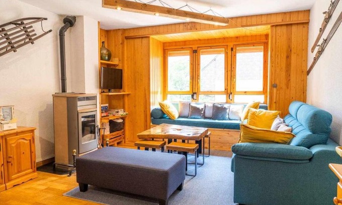 Panticosa Apartment | La Marmota Suite apartamento rústico en Panticosa