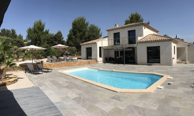 La Cadiere-d'Azur House | La Péguière