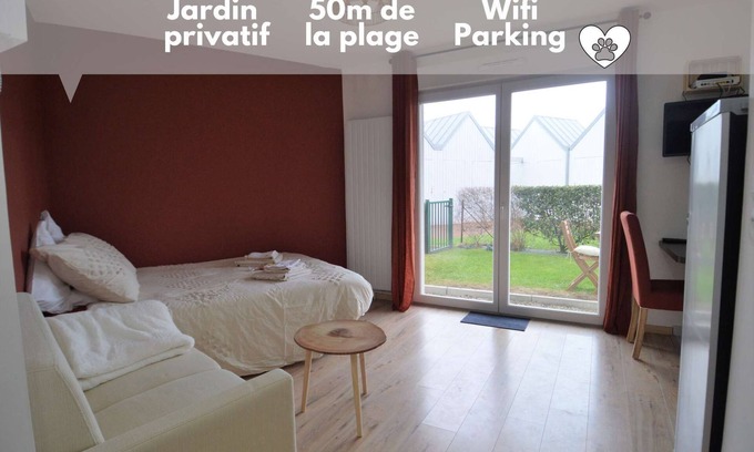 Courseulles-sur-Mer Apartment | La Patoune - Garden/50m from the beach/Wifi/Parking