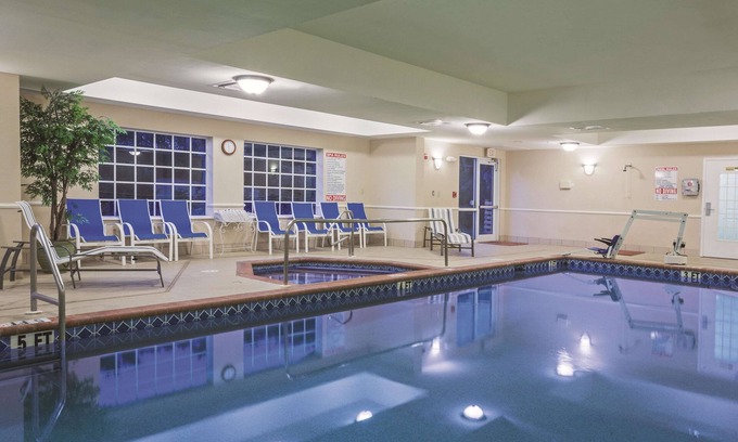 Biggar Hotel | La Quinta Inn and Suites Fort Myers I-75