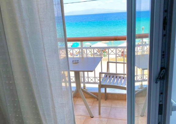 Nea Rodha Apartment | La Scala family apartments