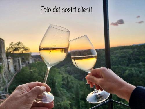 Pitigliano Apartment | La Sorpresa sul Bastione with panoramic balcony
