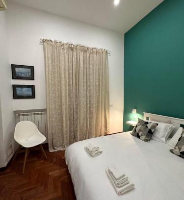 Quartieri Spagnoli Bed & Breakfast | La stanza di Eleonora