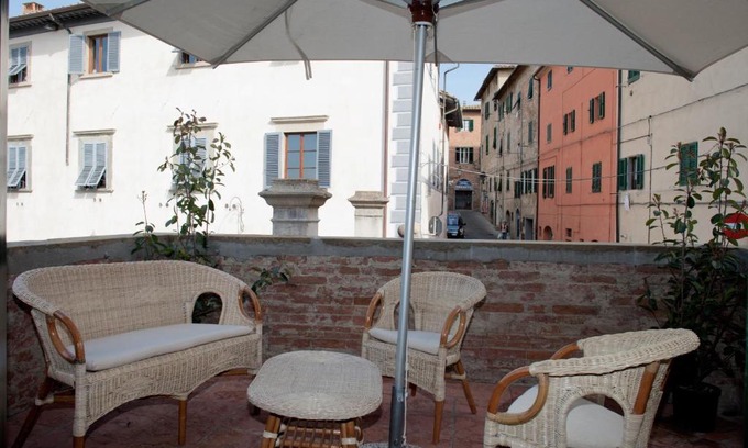 Peccioli Apartment | La terrazza di Susanna