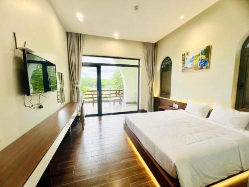 Dong Phu Hotel | Ladona Farmstay