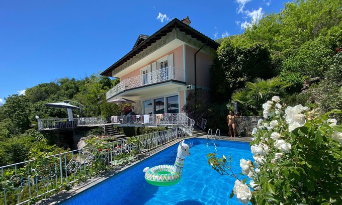 Novaglio House | Lago Maggiore Oggebbo - small villa with pool