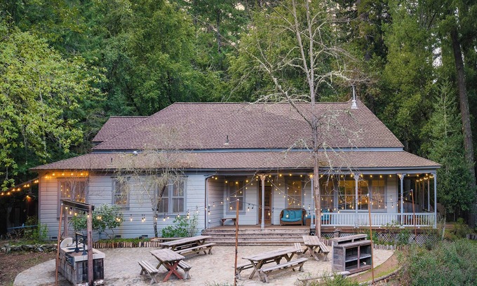 Redwood Valley House | Lake House - 5-bedroom house at Leonard Lake Reserve