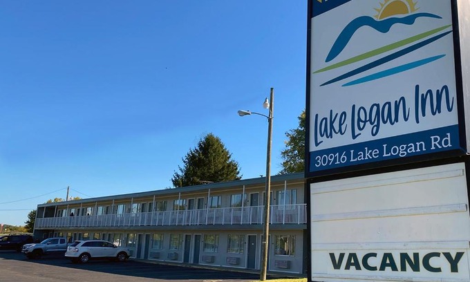 Logan Hotel | Lake Logan Inn